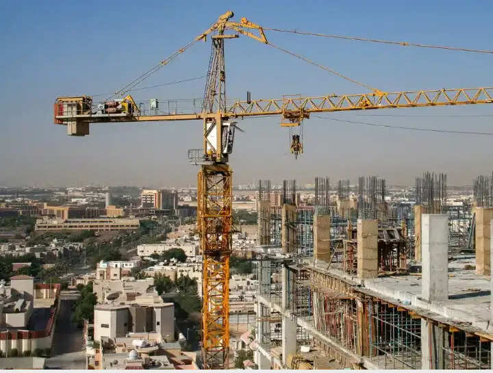 सऊदी अरब में वर्क वीजा में महत्वपूर्ण बदलाव: नई कंपनियों के लिए सीमित संख्या
