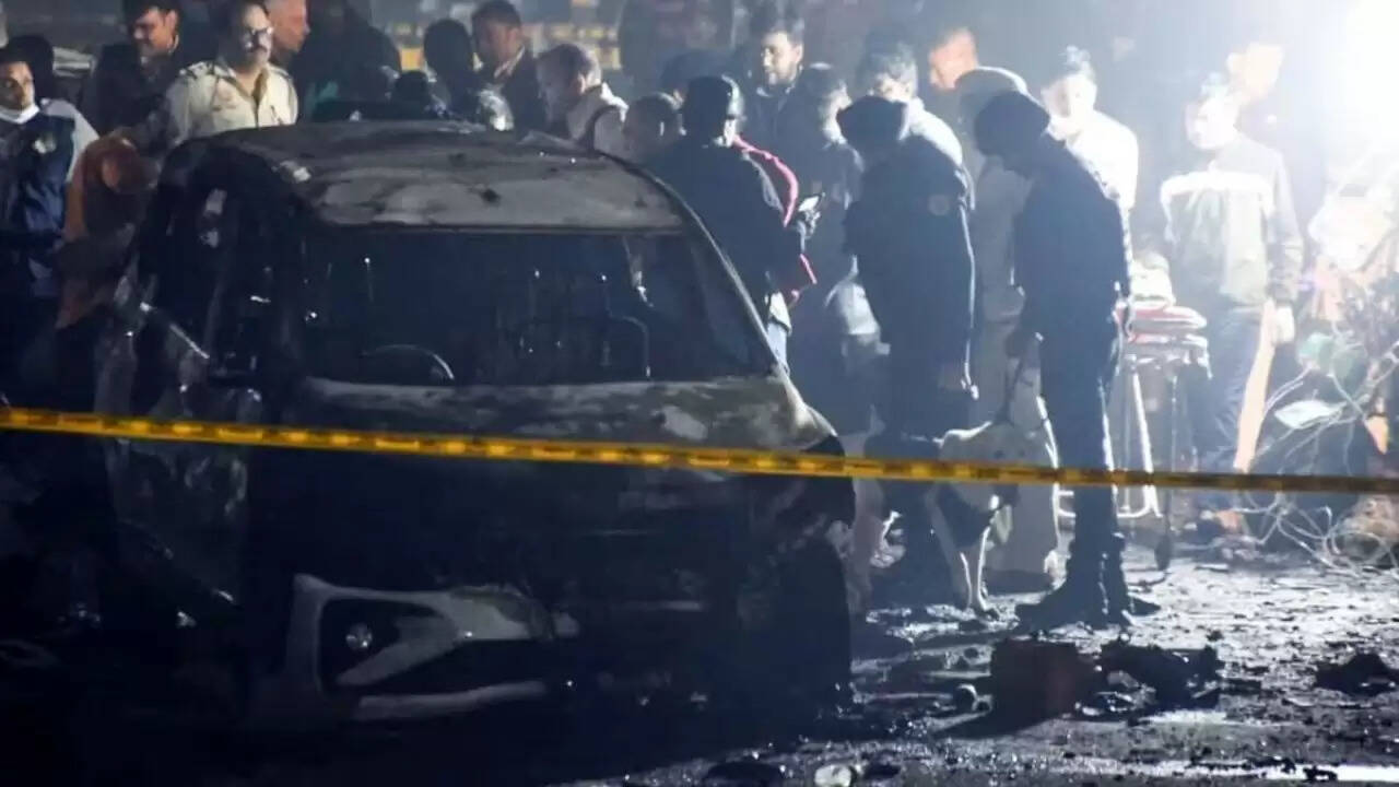दिल्ली में कार बम विस्फोट: आतंकियों की योजना हमास की तर्ज पर