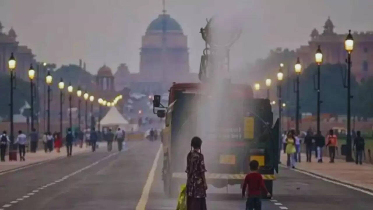 दिल्ली में वायु प्रदूषण का संकट: क्या है कारण और समाधान?