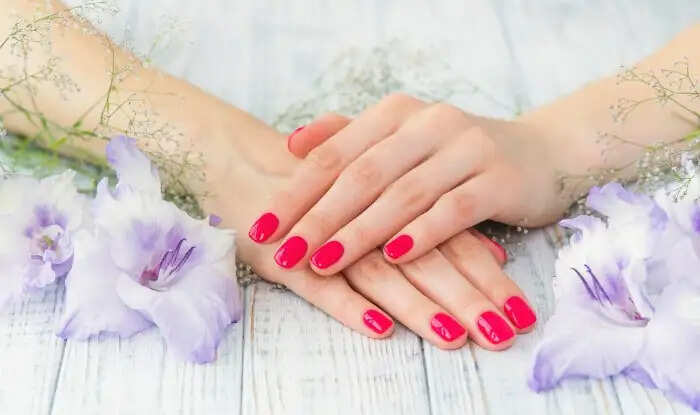 नाखूनों की देखभाल: स्वास्थ्य के लिए महत्वपूर्ण टिप्स