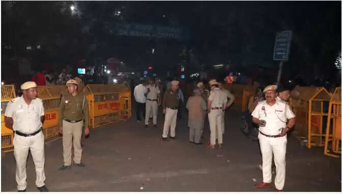 दिल्ली में सुरक्षा बढ़ाई गई: यात्रियों के लिए नई एडवाइजरी जारी