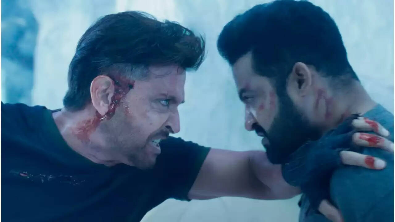 वॉर 2: बॉक्स ऑफिस पर शानदार शुरुआत, लेकिन कुली से पीछे