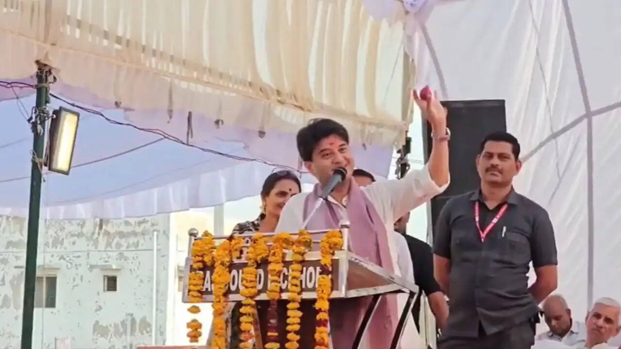 गर्मी से निपटने के लिए ज्योतिरादित्य सिंधिया का अनोखा सुझाव