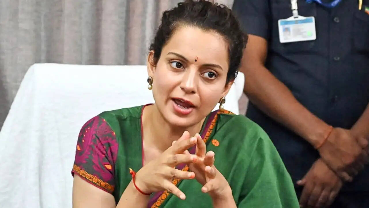 कंगना रनौत का गुस्सा: फर्जी पोस्ट पर उठाया सवाल, राजनीति में महिलाओं का सम्मान क्यों गिर रहा है?