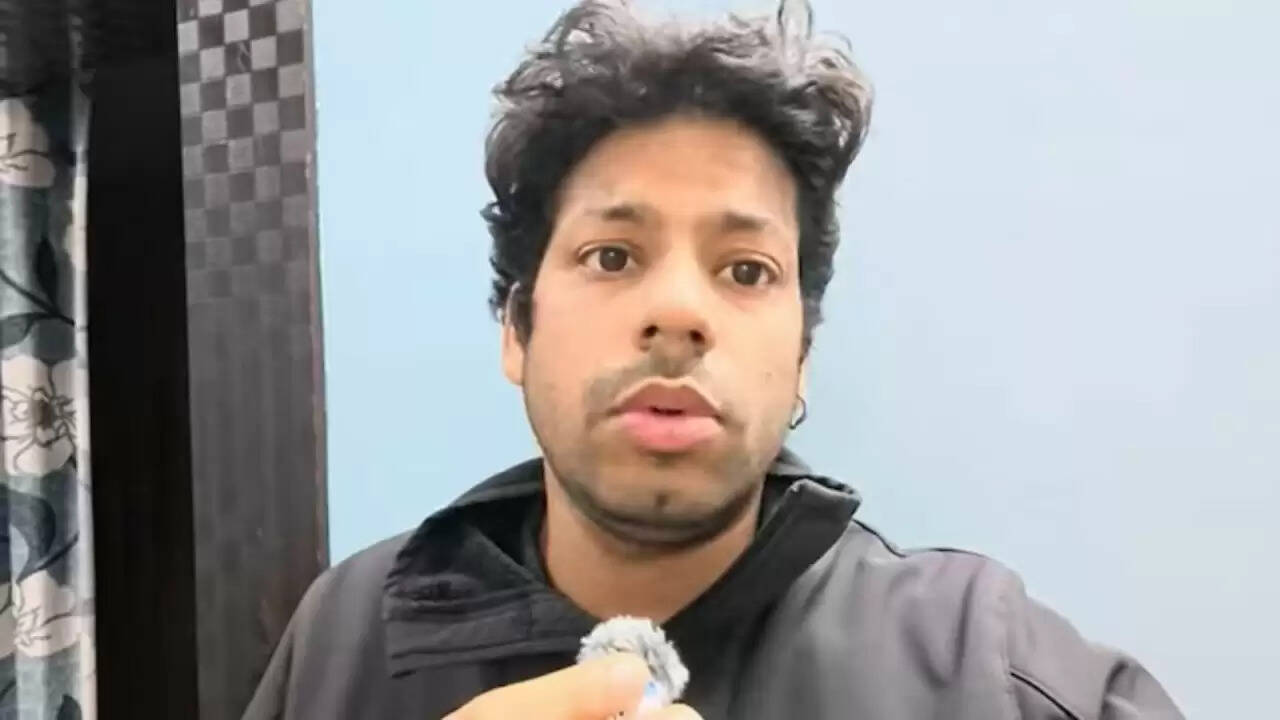 भारतीय व्लॉगर की चीन यात्रा: 15 घंटे की हिरासत का अनुभव