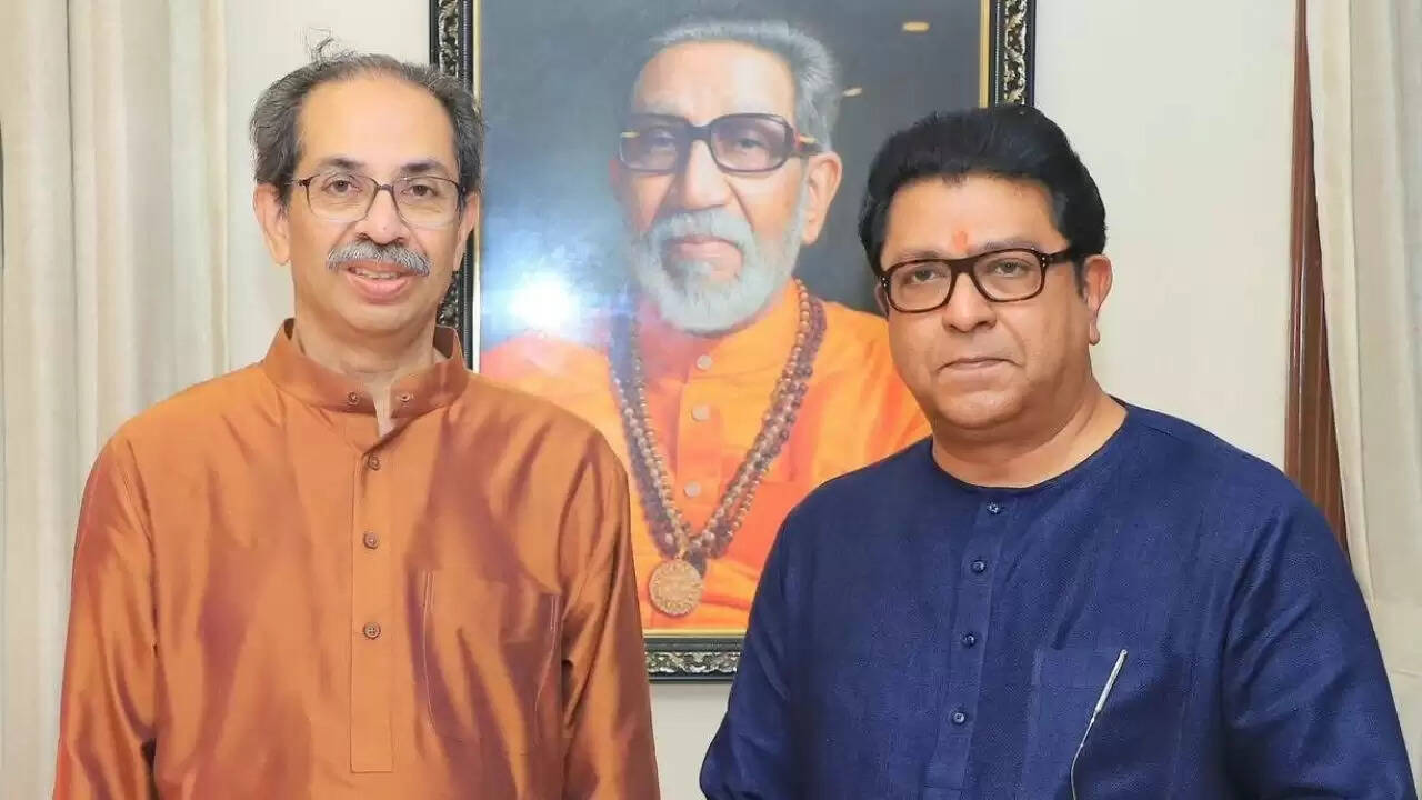 महाराष्ट्र में शिवसेना और मनसे का गठबंधन: बीएमसी चुनाव की तैयारी