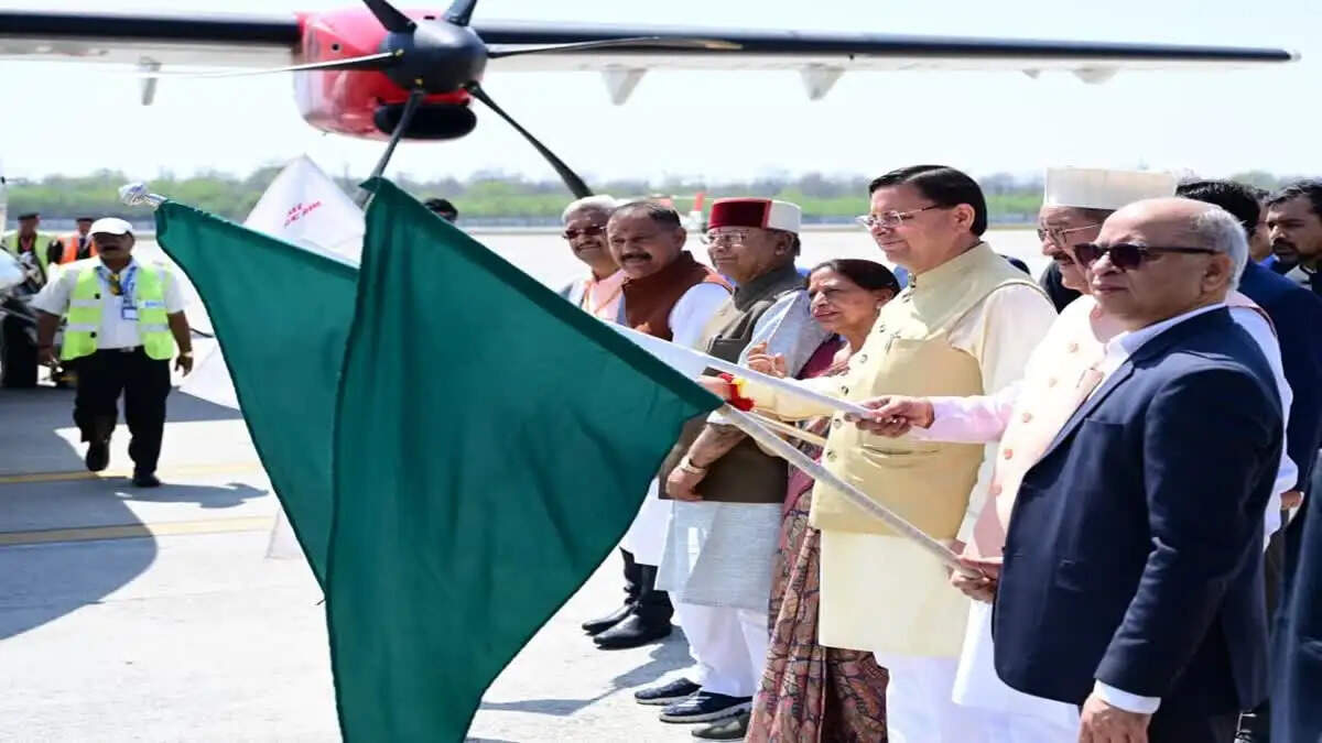 देहरादून और पिथौरागढ़ के बीच नई हवाई सेवा का शुभारंभ