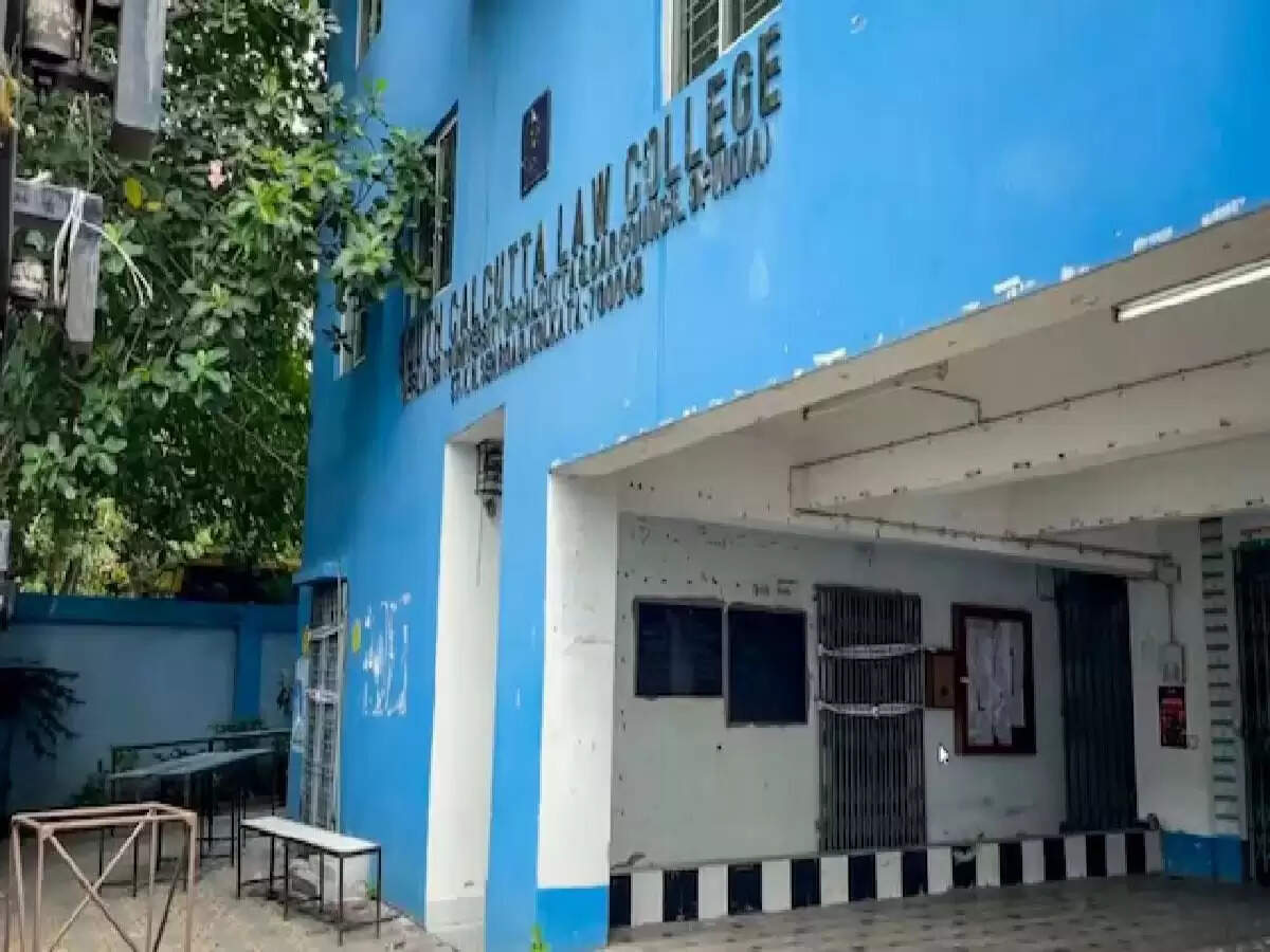 कोलकाता में लॉ छात्रा के गैंगरेप मामले में नई मेडिकल रिपोर्ट से खुलासा