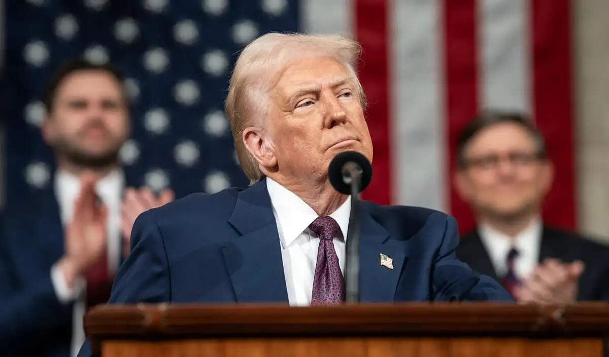 व्हाइट हाउस में गोलीबारी की घटना: ट्रंप ने दी जानकारी