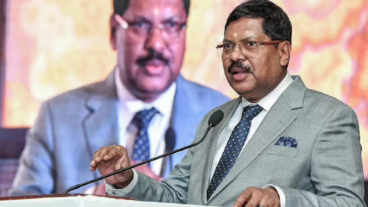 भारत के मुख्य न्यायाधीश ने बुलडोजर न्याय पर उठाया सवाल
