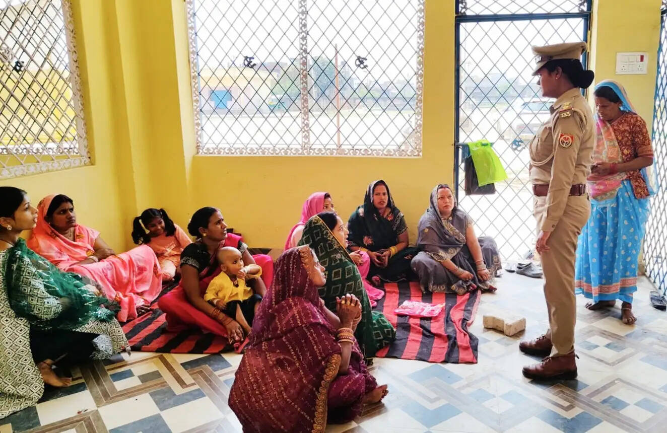 मिशन शक्ति फेज 5.0 के तहत नौतनवा में सुरक्षा अभियान