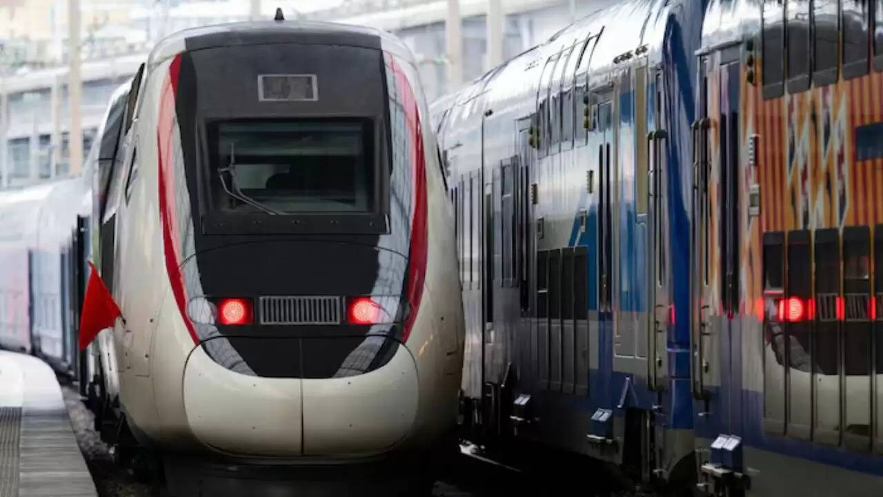 वंदे भारत एक्सप्रेस: गोरखपुर से पटना के लिए नई ट्रेन सेवा शुरू