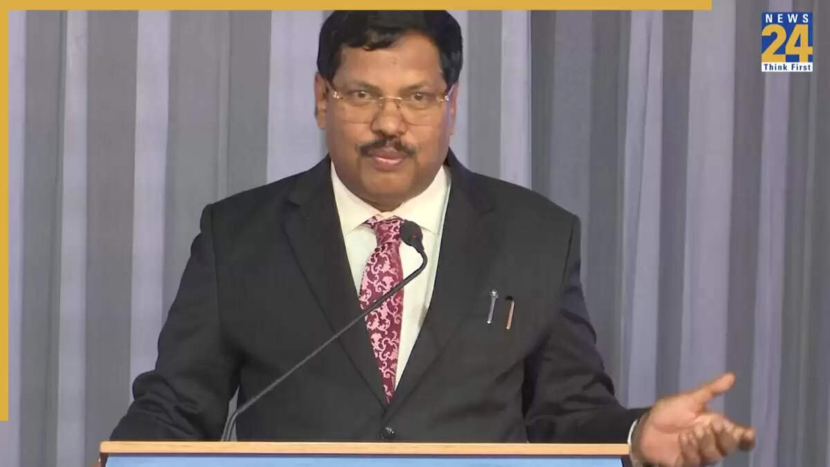 CJI BR Gavai Clarifies Remarks on Lord Vishnu Amid Controversy