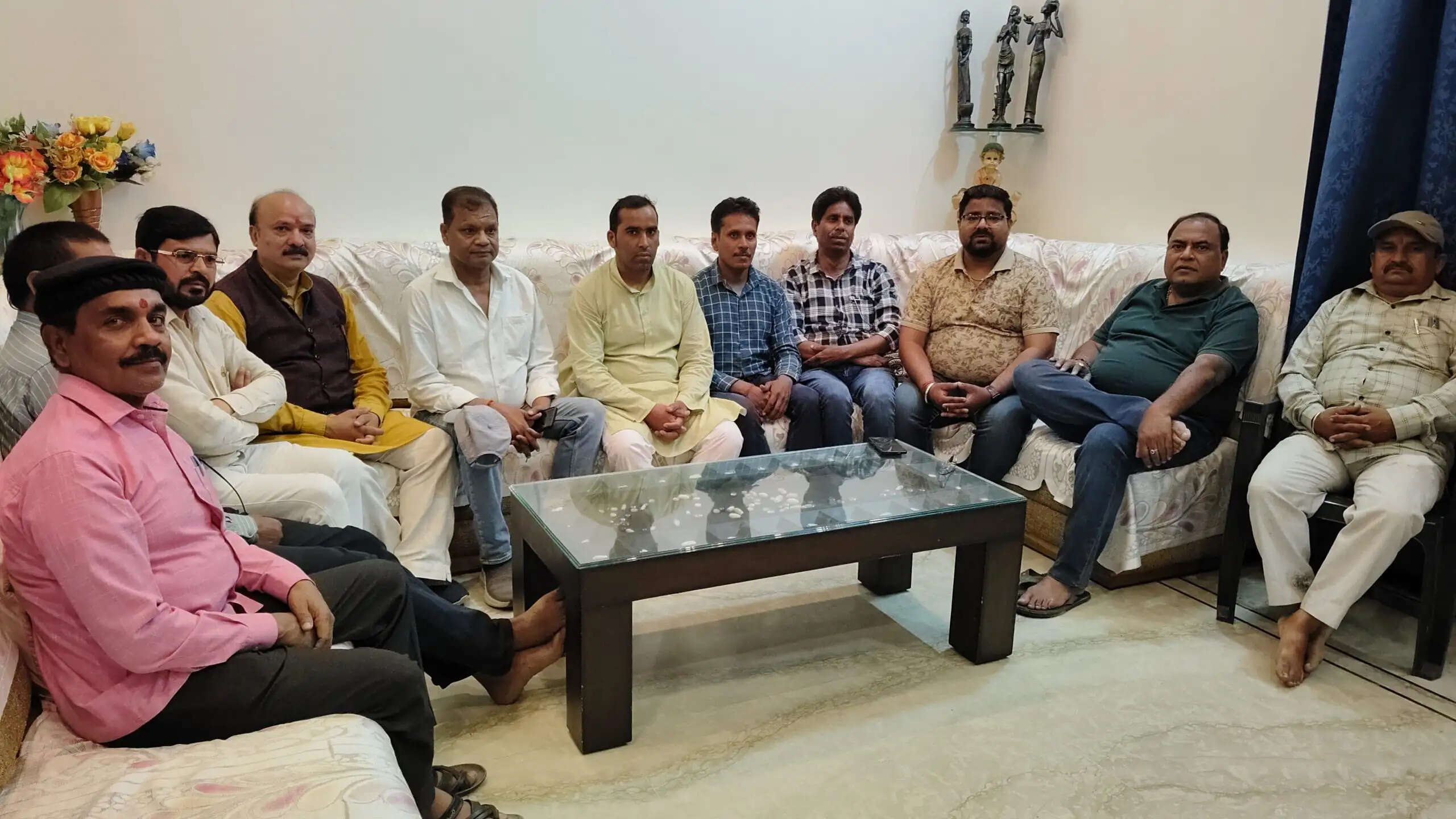 महत्वपूर्ण बैठक में पत्रकारों के हितों की सुरक्षा पर चर्चा