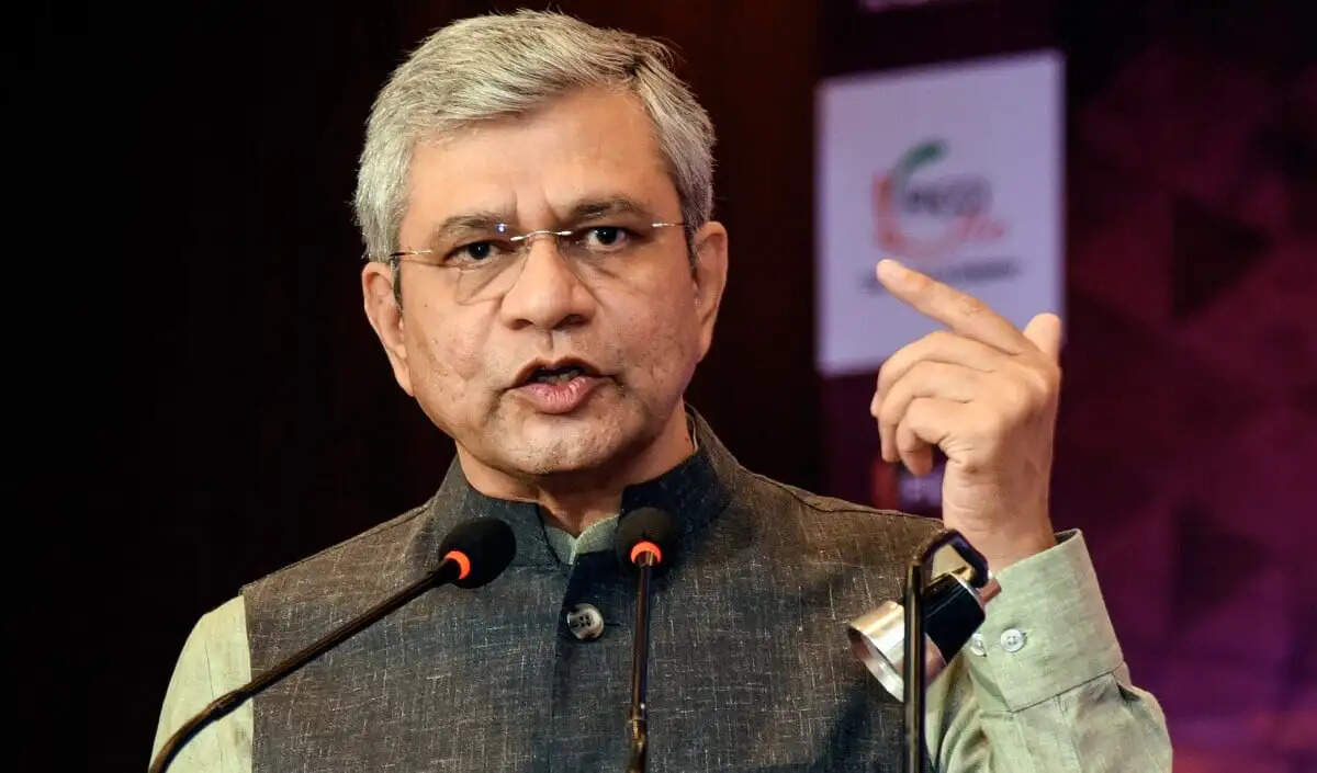जयपुर में मेकर्स लैब का उद्घाटन, नैनो सिम निर्माण में आत्मनिर्भरता की दिशा में कदम