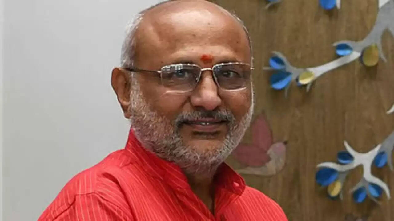 सीपी राधाकृष्णन बने भारत के 17वें उपराष्ट्रपति