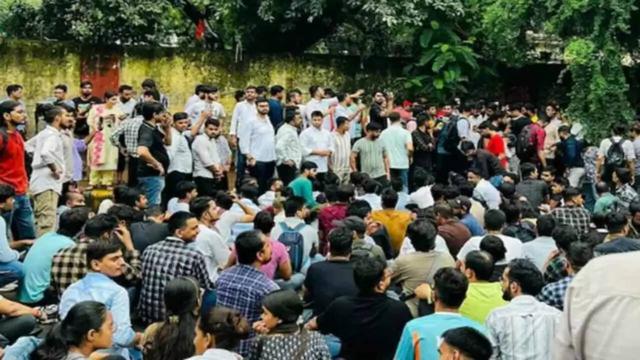 SSC CGL परीक्षा 2024 में तकनीकी समस्याओं के कारण विवाद