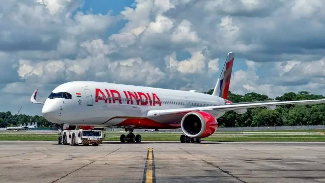 Air India की फ्लाइट AI2455 ने चेन्नई में की आपात लैंडिंग: यात्रियों की सुरक्षा प्राथमिकता