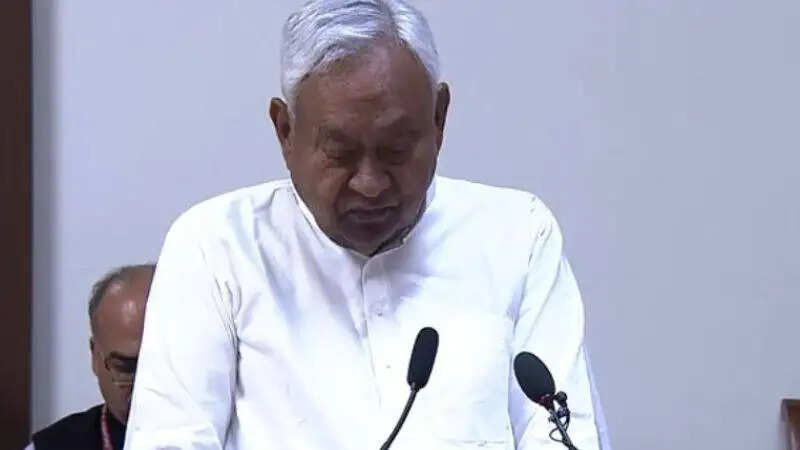 नीतीश कुमार ने राज्यसभा में ली शपथ, नई सरकार के गठन की तैयारी शुरू