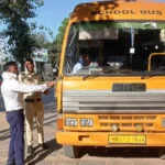 स्कूली वाहनों के चालान: यातायात नियमों का उल्लंघन