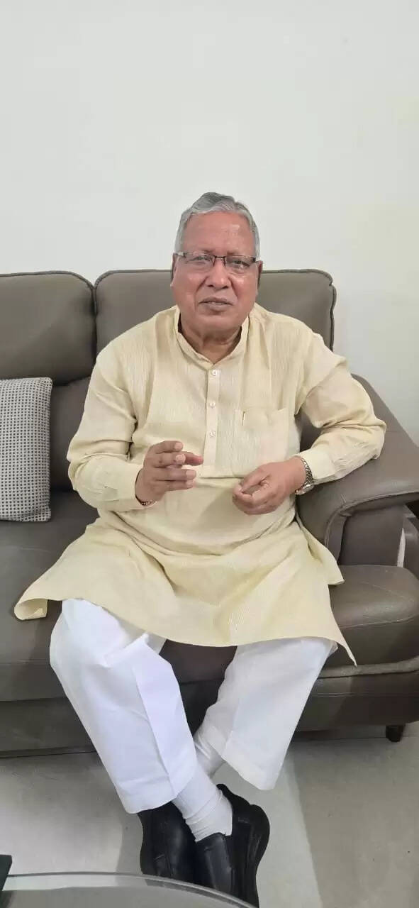 आपातकाल के 50 वर्ष : उत्पीड़न की ऐसी पीड़ा, 16 महीने तक राजेंद्र अग्रवाल नहीं देख सके सूर्य की रोशनी