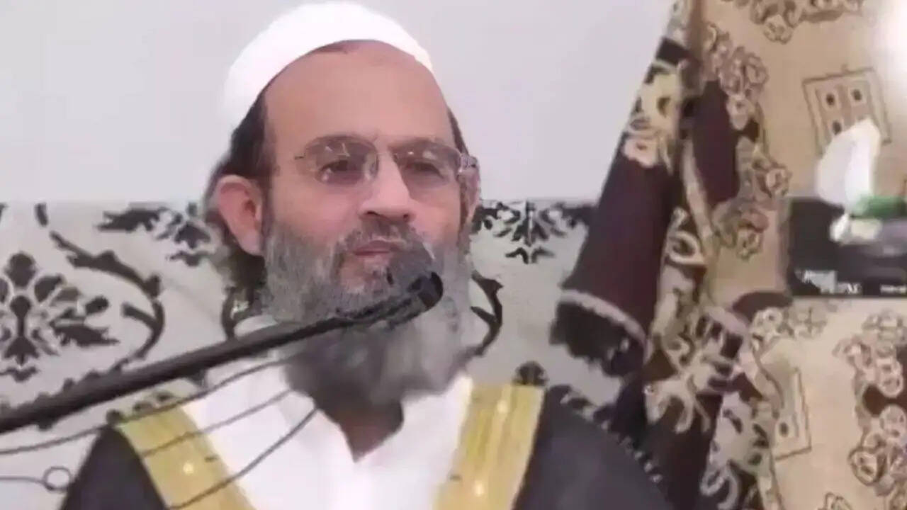 कश्मीर में महिलाओं के शोषण का गंभीर आरोप: मुफ्ती सईद खान का चौंकाने वाला खुलासा