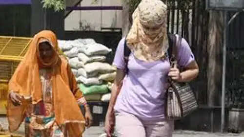 दिल्ली में गर्मी का कहर: तापमान 43 डिग्री के पार