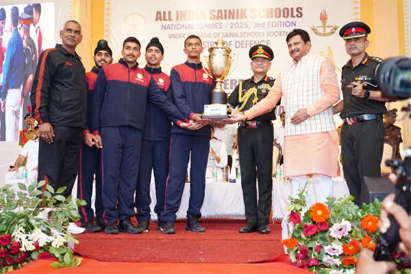 सैनिक स्कूल कपूरथला ने बास्केटबॉल में राष्ट्रीय खिताब जीता
