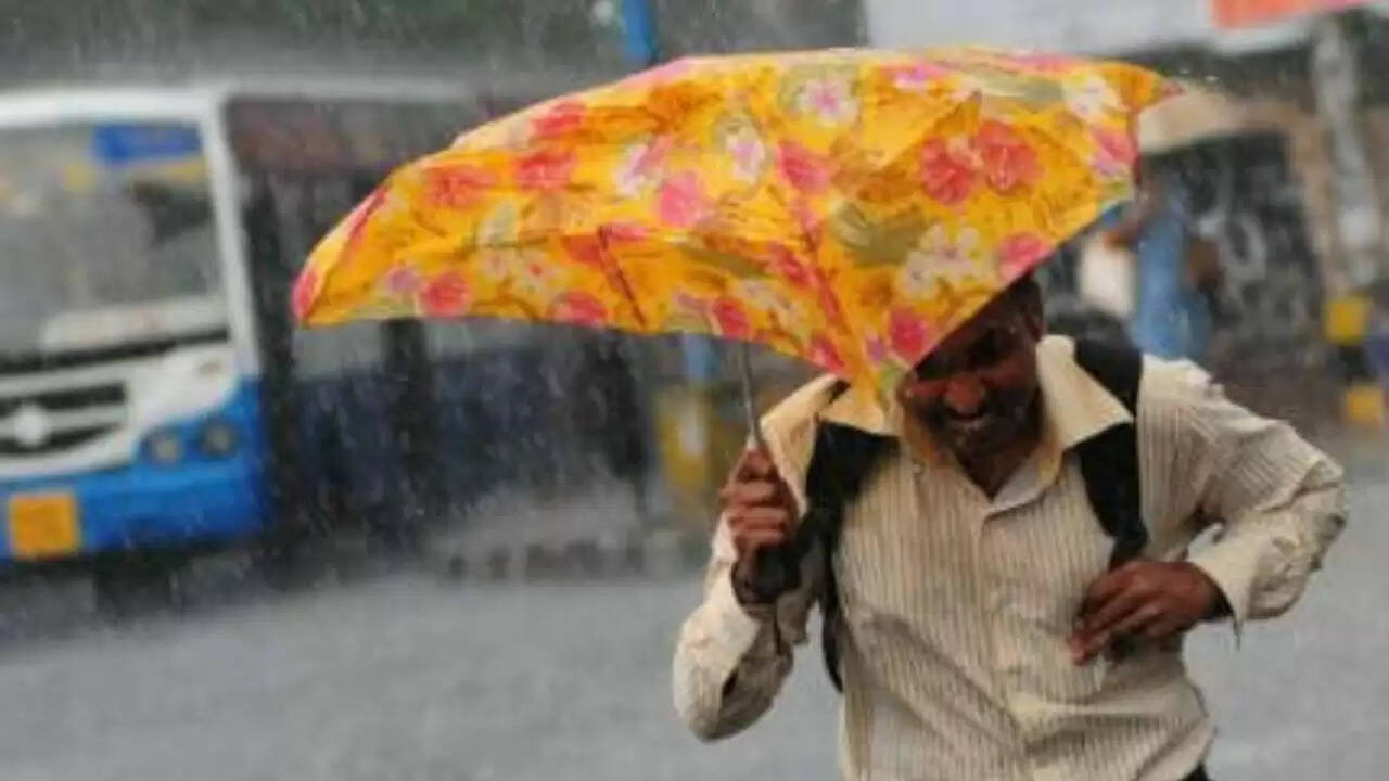 झारखंड में मौसम का अलर्ट: भारी बारिश और वज्रपात की चेतावनी