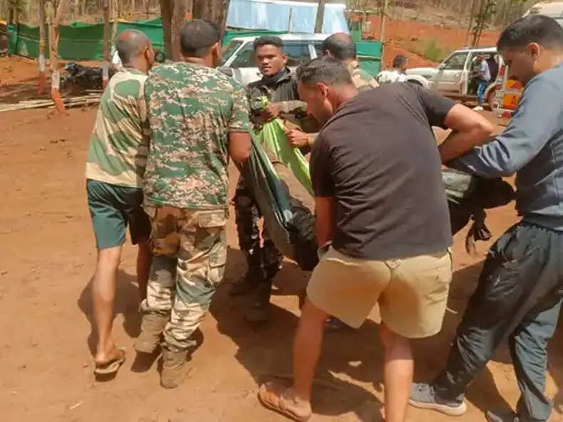 छत्तीसगढ़ में आईईडी विस्फोट: चार जवान शहीद