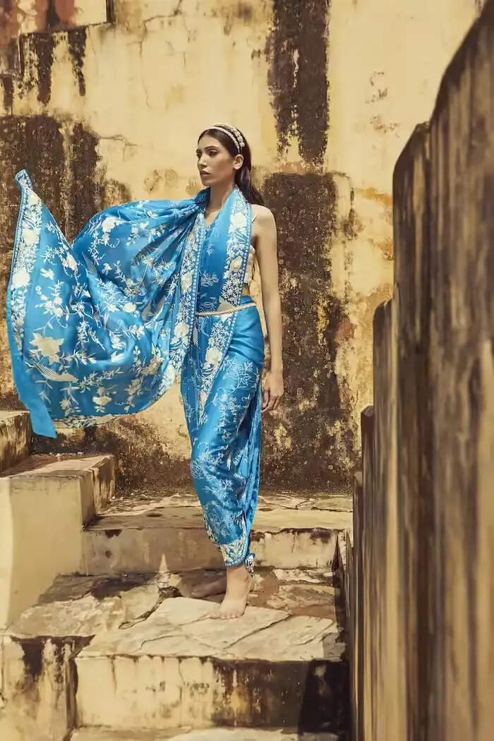 महारानी राधिकाजे गायकवाड़ का शानदार साड़ी लुक: 47 की उम्र में भी रॉयल ग्लो