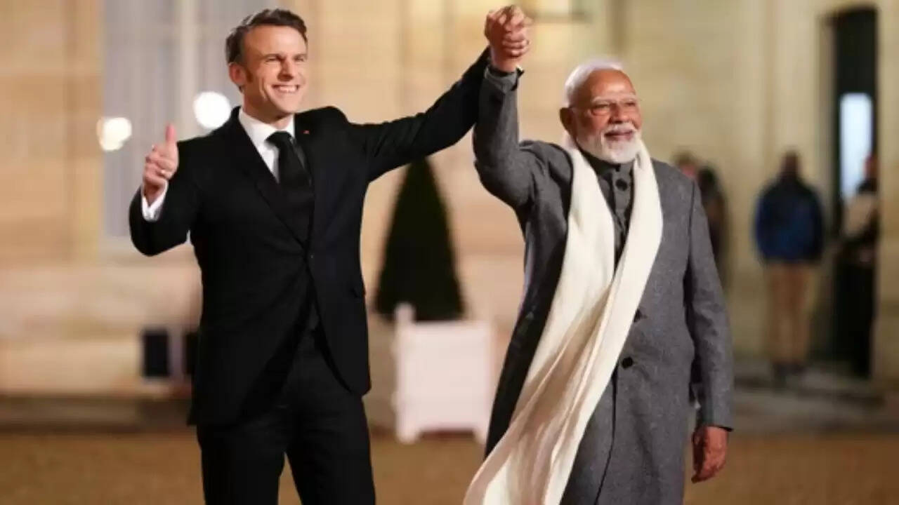 पीएम मोदी और फ्रांस के राष्ट्रपति मैक्रों के बीच फोन वार्ता: यूक्रेन संघर्ष पर चर्चा