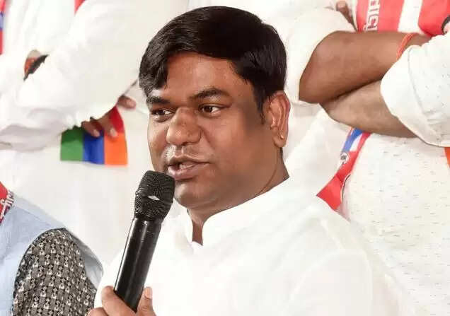 मुकेश सहनी ने बिहार चुनाव में परिवार के सदस्यों को उतारने का किया ऐलान