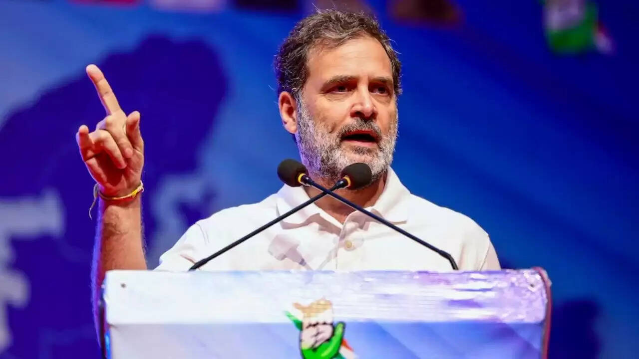राहुल गांधी का बिहार दौरा: जाति जनगणना और एनडीए सरकार पर तीखा हमला