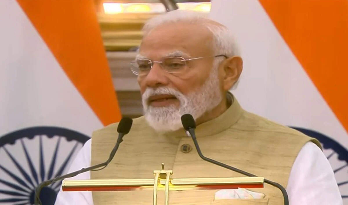 ईरान के नेता खामेनेई की मौत पर भारत की कूटनीतिक चुप्पी