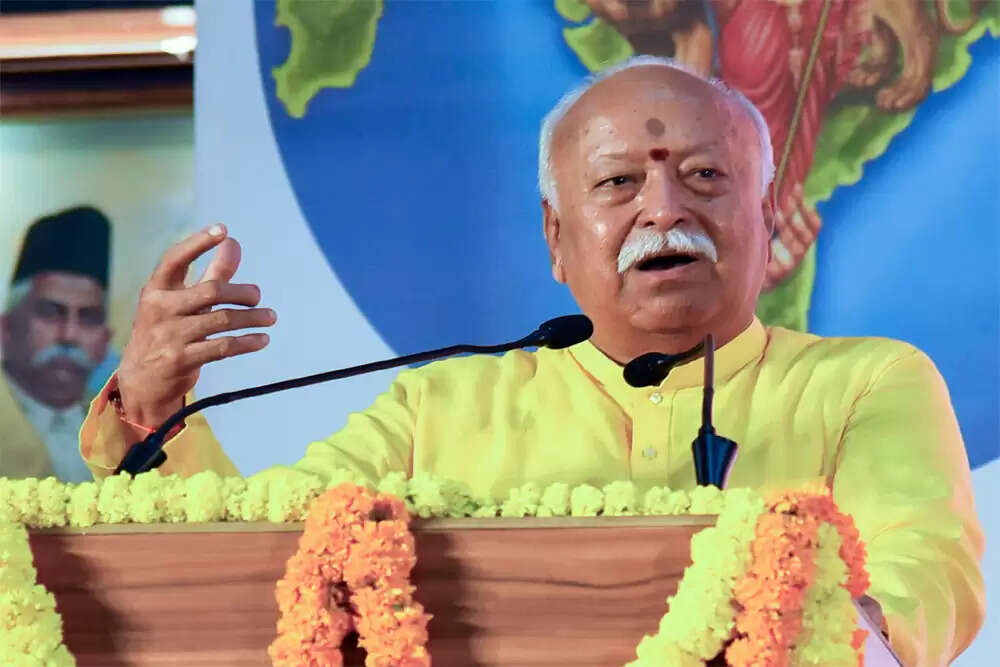 मोहन भागवत का विजयादशमी भाषण: मोदी सरकार की नीतियों पर मुहर