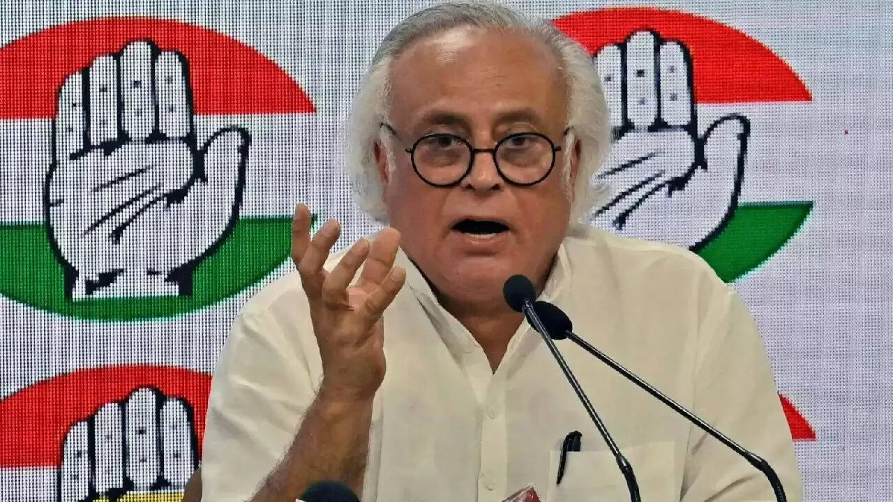 कांग्रेस और केंद्र सरकार के बीच जीएसटी सुधारों पर तीखी बहस
