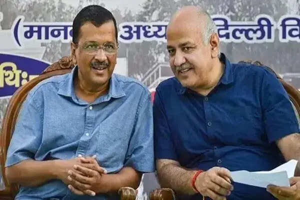 दिल्ली शराब घोटाले में केजरीवाल और सिसोदिया को मिली राहत