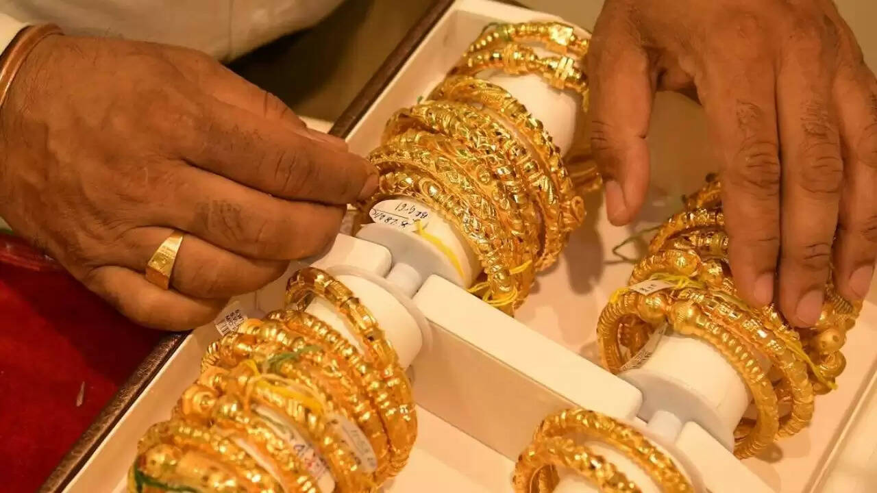 भारत में सोने और चांदी की कीमतों में उतार-चढ़ाव