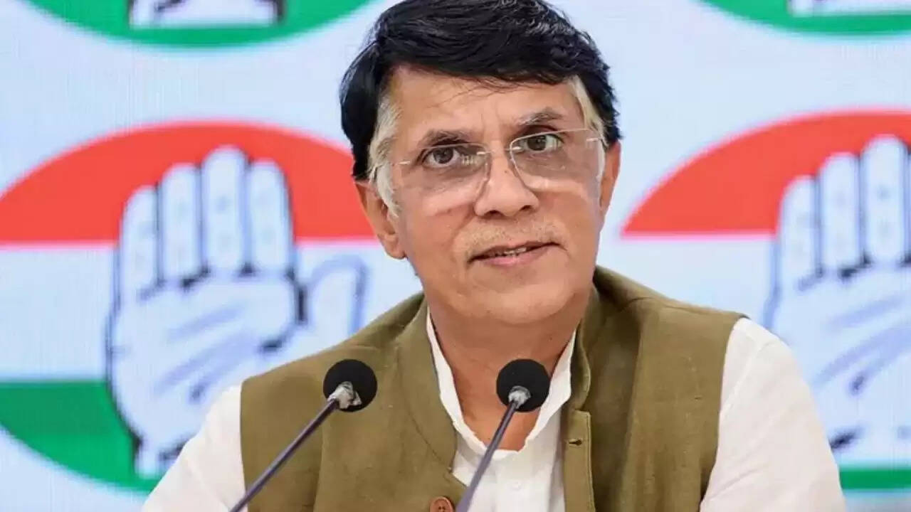 कांग्रेस में शशि थरूर और नेतृत्व के बीच बढ़ती दरार: क्या है असहमति का कारण?