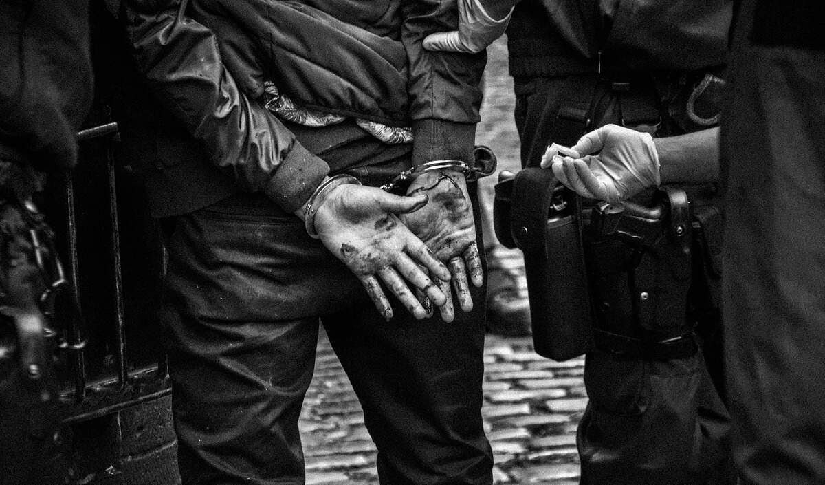 सिंगापुर में नौकरी दिलाने के नाम पर ठगी: 500 लोगों से 30 लाख रुपये वसूले