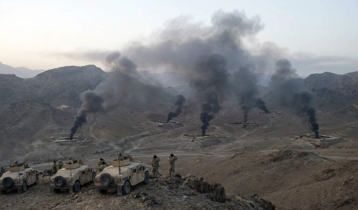 पाकिस्तान ने अफगानिस्तान में आतंकवादी ठिकानों पर किया हमला