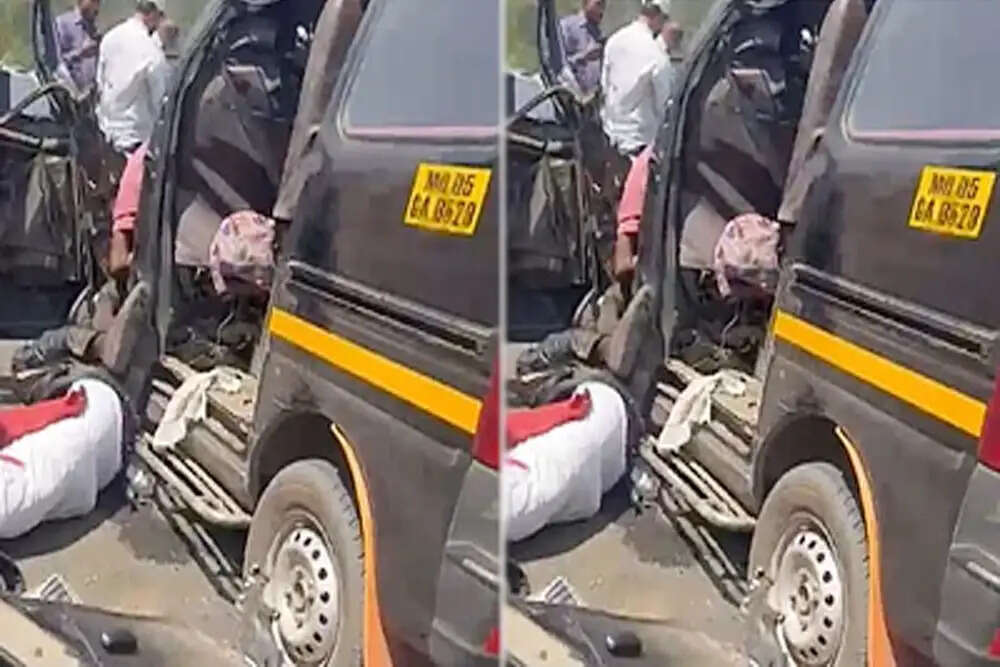 कल्याण में भीषण सड़क दुर्घटना, 9 लोगों की मौत