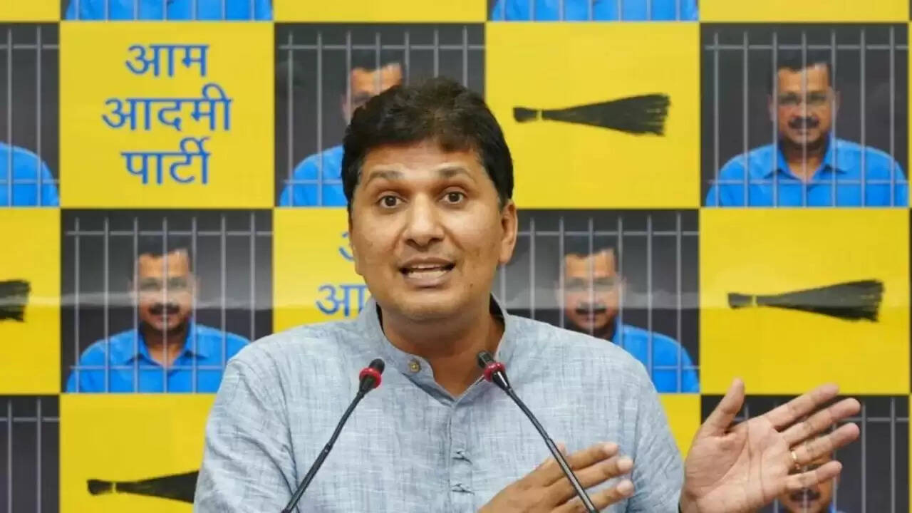 दिल्ली में जलभराव: आप पार्टी का भाजपा पर हमला