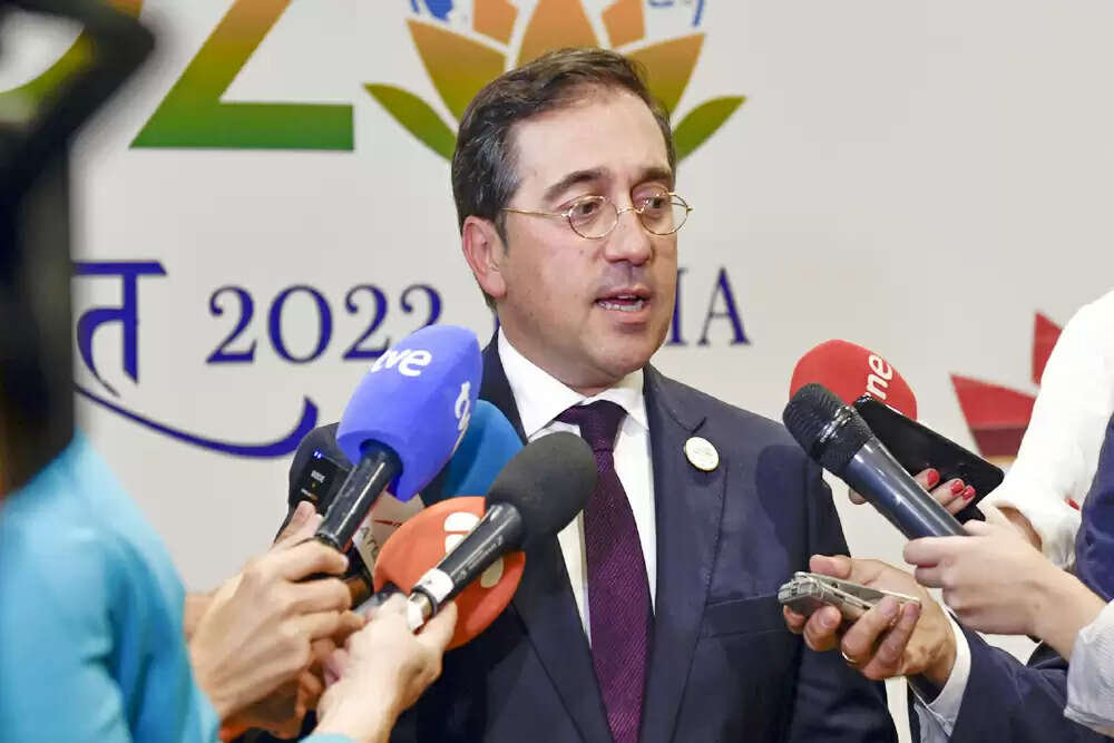 स्पेन के विदेश मंत्री का भारत दौरा: सहयोग और व्यापार पर चर्चा