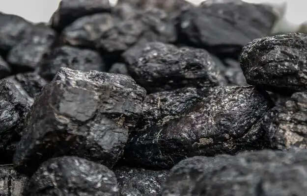 शिलाजीत: स्वास्थ्य लाभ और उपयोग के तरीके