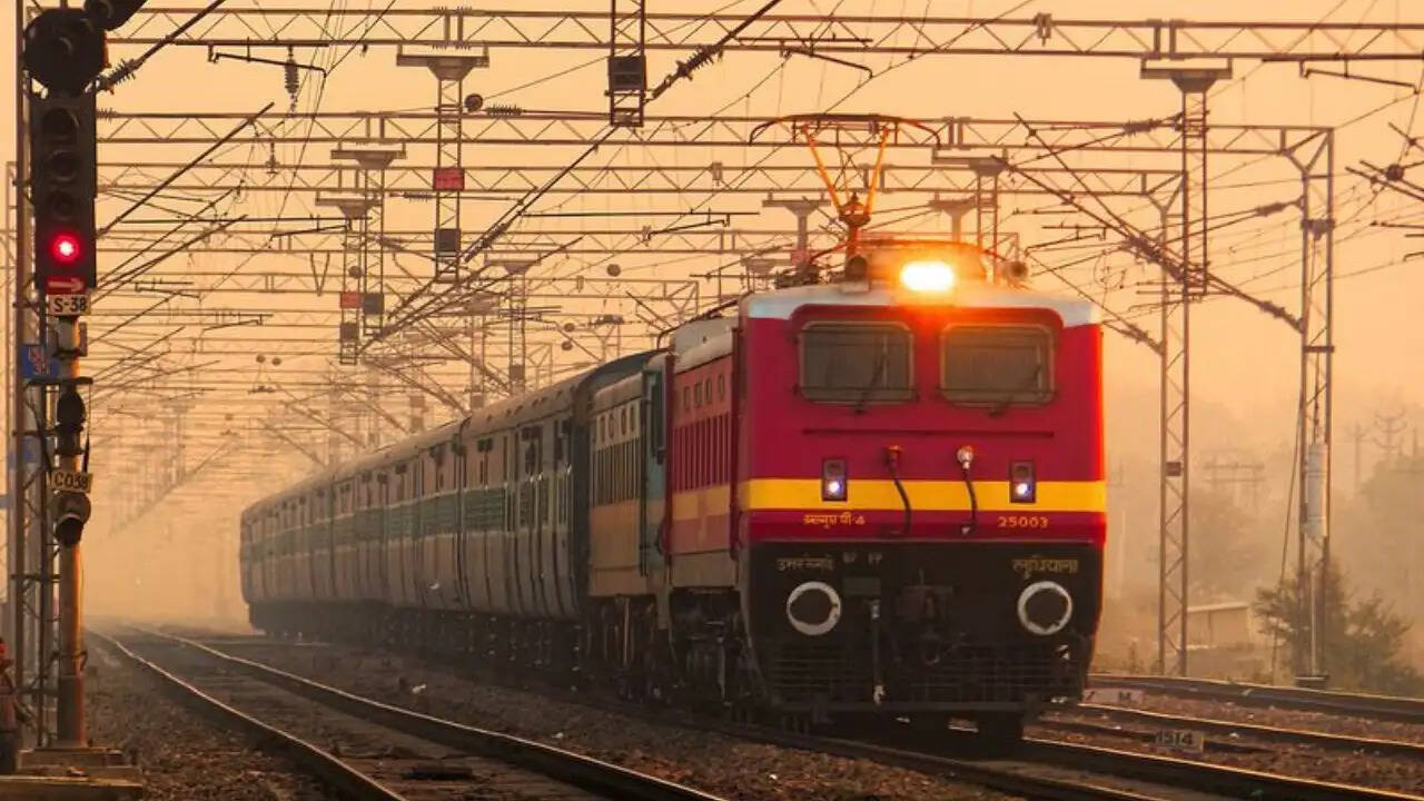 दिल्ली का अनजाना ब्रार स्क्वायर रेलवे स्टेशन: जानें इसकी खासियतें