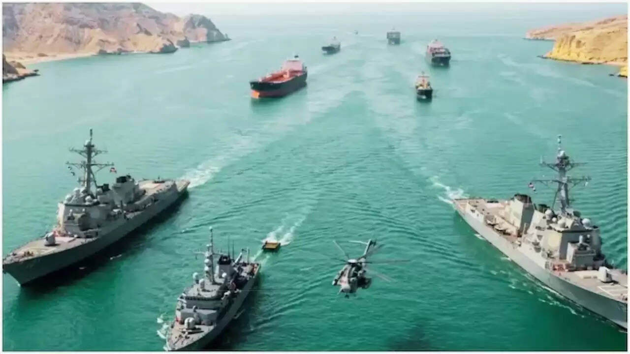 क्या अमेरिका के नए प्रतिबंधों से चीन और भारत की अर्थव्यवस्था पर पड़ेगा असर?