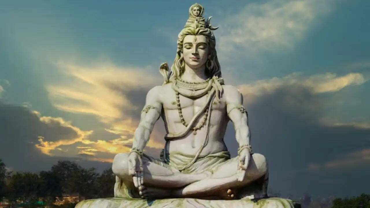 बुध प्रदोष व्रत 2026: जानें इस खास दिन का महत्व और पूजा विधि