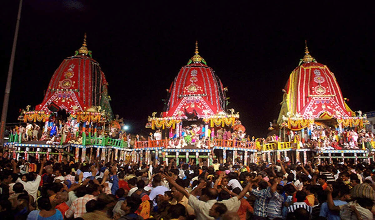 पुरी में भगवान जगन्नाथ की भव्य रथ यात्रा का आरंभ